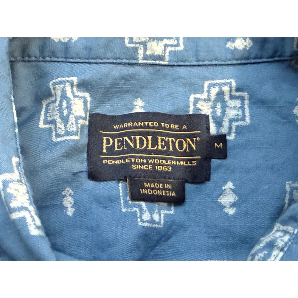 Pendleton Button‎ Down Shirt Mens Medium Blue Southwestern Print Short Sleeve